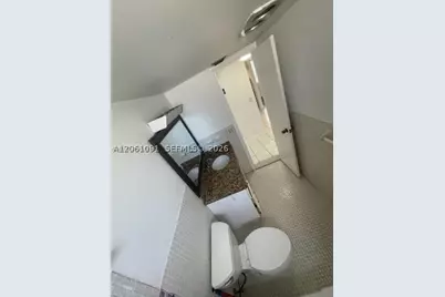 30 SE 4th #214, Hallandale Beach, FL 33009 - Photo 7
