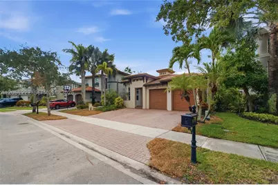 10726 NW 80th, Parkland, FL 33076 - Photo 3