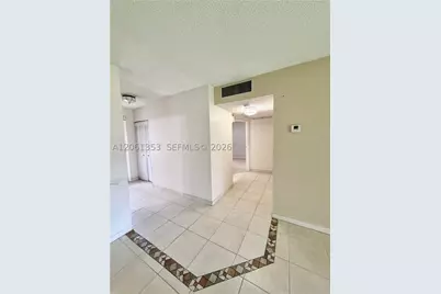 5001 NW 34th #102, Lauderdale Lakes, FL 33319 - Photo 5