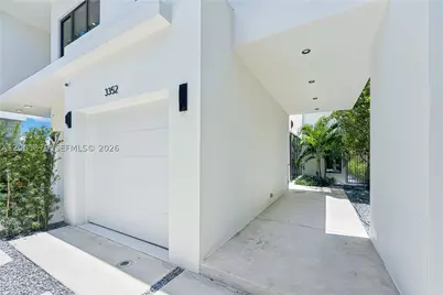 3352 SW 28th, Miami, FL 33133 - Photo 3