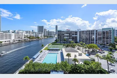 600 Parkview #709, Hallandale, FL 33009 - Photo 35