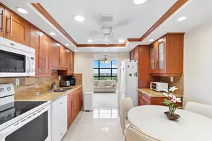 600 Parkview, Hallandale, FL 33009 - Photo 1