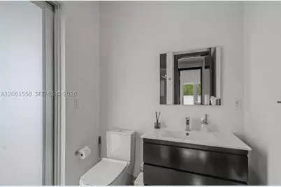 3341 NW 84th, Doral, FL 33122 - Photo 9