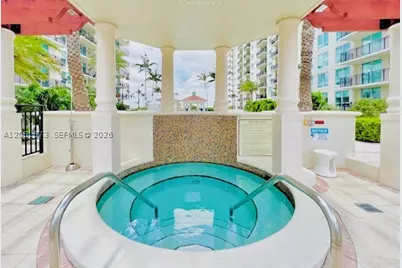 600 W Las Olas #1406S, Fort Lauderdale, FL 33312 - Photo 3