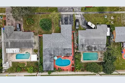 6861 SW 1st, Pembroke Pines, FL 33023 - Photo 29
