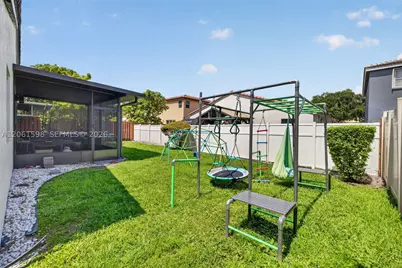 1603 E Harmony Lake, Davie, FL 33324 - Photo 43