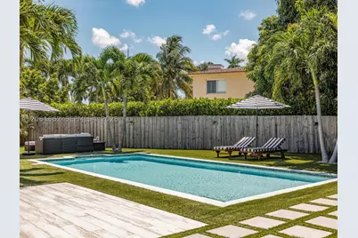 11504 NE 6th, Biscayne Park, FL 33161 - Photo 79