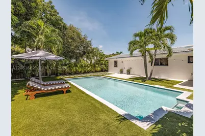 11504 NE 6th, Biscayne Park, FL 33161 - Photo 5
