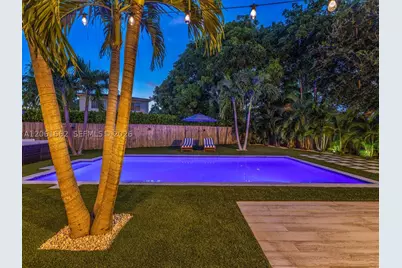 11504 NE 6th, Biscayne Park, FL 33161 - Photo 95