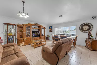 14726 SW 82nd, Miami, FL 33193 - Photo 5