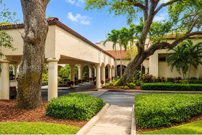 9420 Poinciana #417, Davie, FL 33324 - Photo 33