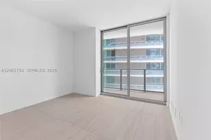 77 SE 5th, Miami, FL 33131 - Photo 11