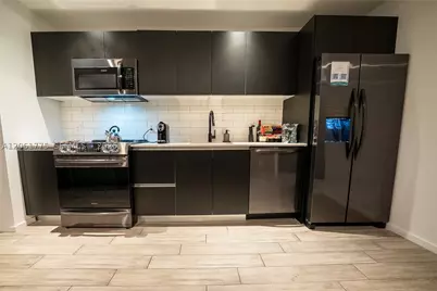 398 NE 5th #1615, Miami, FL 33132 - Photo 9