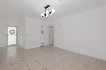 998 W 68th, Hialeah, FL 33014 - Photo 13