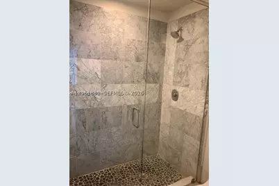 2000 Bay #403, Miami Beach, FL 33141 - Photo 5