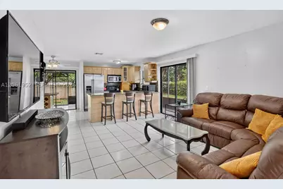 1580 SW 87th, Pembroke Pines, FL 33025 - Photo 19