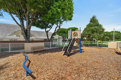 4749 NW 98th, Doral, FL 33178 - Photo 51