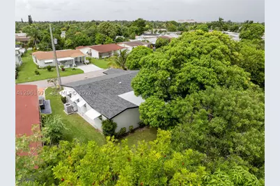 4595 NW 43rd, Lauderdale Lakes, FL 33319 - Photo 49