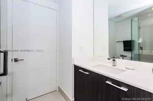 55 SW 9th, Miami, FL 33130 - Photo 9