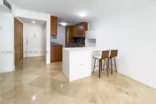 1670 Bay, Miami Beach, FL 33139 - Photo 3