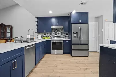 572 SE 18th, Homestead, FL 33033 - Photo 9