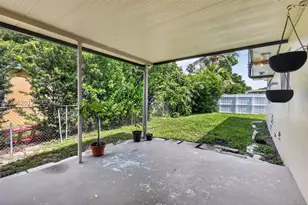 17200 NE 15th, North Miami Beach, FL 33162 - Photo 33