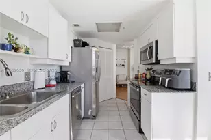 701 Brickell Key, Miami, FL 33131 - Photo 9