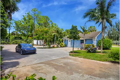 2587 E, Loxahatchee, FL 33470 - Photo 39