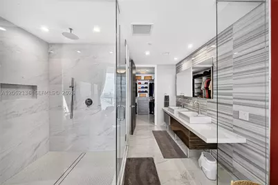 1100 Biscayne #5502, Miami, FL 33132 - Photo 29