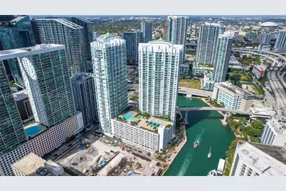 41 SE 5th #906, Miami, FL 33131 - Photo 1