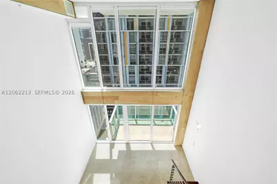 41 SE 5th #906, Miami, FL 33131 - Photo 17