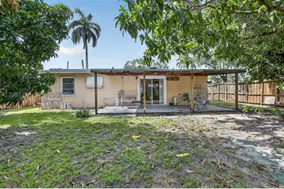 2731 Bruce, Hollywood, FL 33020 - Photo 29