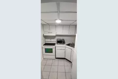 4550 NW 9th #706E, Miami, FL 33126 - Photo 23