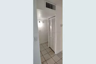 4550 NW 9th #706E, Miami, FL 33126 - Photo 19