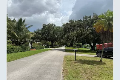 13301 NW Miami, Miami, FL 33168 - Photo 13