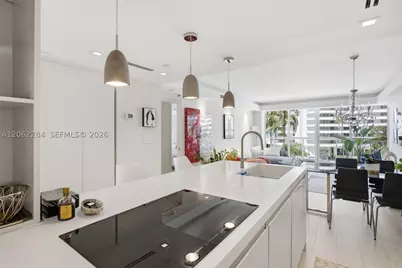 5600 Collins #5A, Miami Beach, FL 33140 - Photo 3