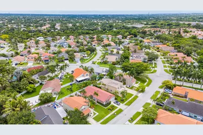 17513 NW 10th, Pembroke Pines, FL 33029 - Photo 43