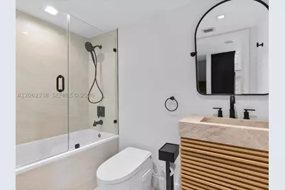 92 SW 3rd #704, Miami, FL 33130 - Photo 17