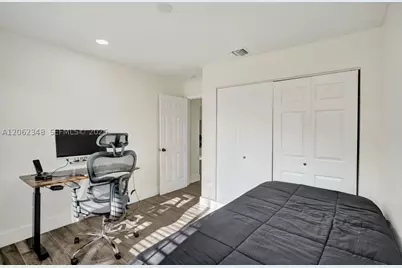 581 SW 169th, Weston, FL 33326 - Photo 17