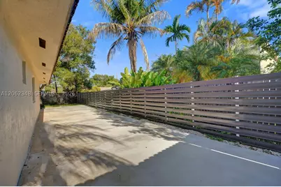 581 SW 169th, Weston, FL 33326 - Photo 21