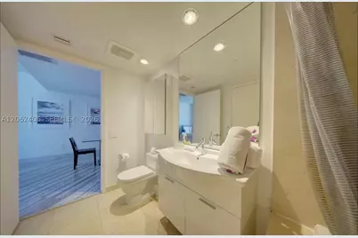 485 Brickell #4711, Miami, FL 33131 - Photo 13