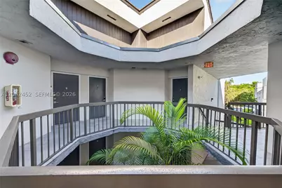 9429 Fontainebleau #201-33, Miami, FL 33172 - Photo 3