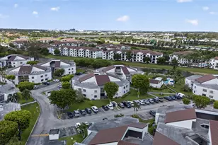 9429 Fontainebleau, Miami, FL 33172 - Photo 39
