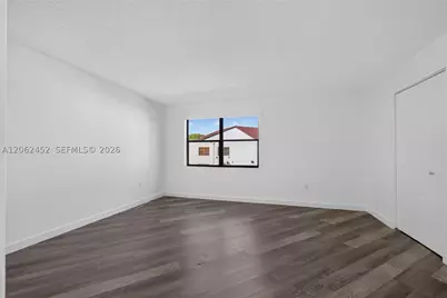 9429 Fontainebleau #201-33, Miami, FL 33172 - Photo 15