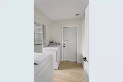 1000 NW 23rd, Pompano Beach, FL 33069 - Photo 15