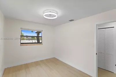 1000 NW 23rd, Pompano Beach, FL 33069 - Photo 41