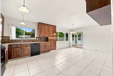 205 SW Kentwood, Port Saint Lucie, FL 34953 - Photo 11