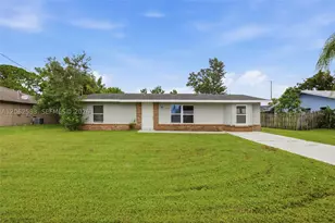 365 NW Curtis, Port Saint Lucie, FL 34983 - Photo 1