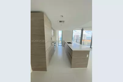1300 S Miami #2105, Miami, FL 33130 - Photo 9
