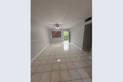 7505 SW 82nd #314, Miami, FL 33143 - Photo 3